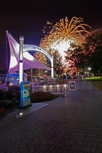 Hornblower Niagara Falls | Ontario